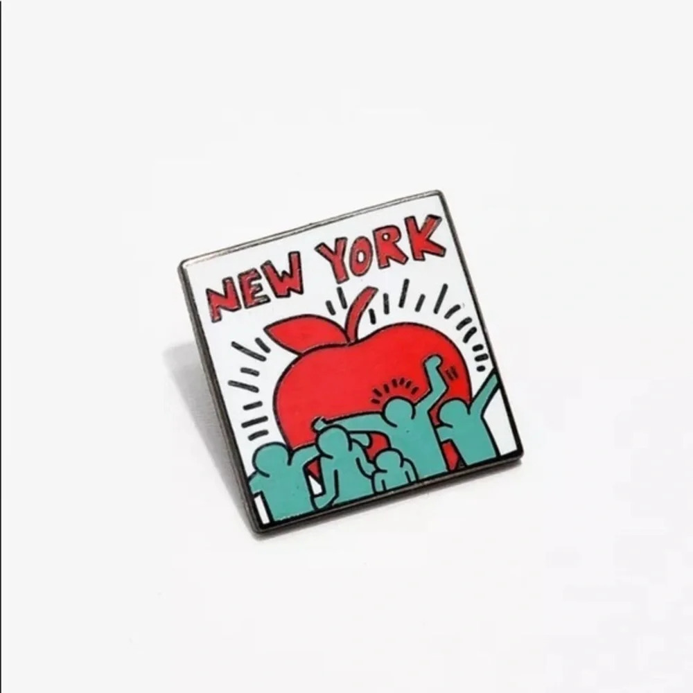 Pintrill Keith Haring New York Apple Pin